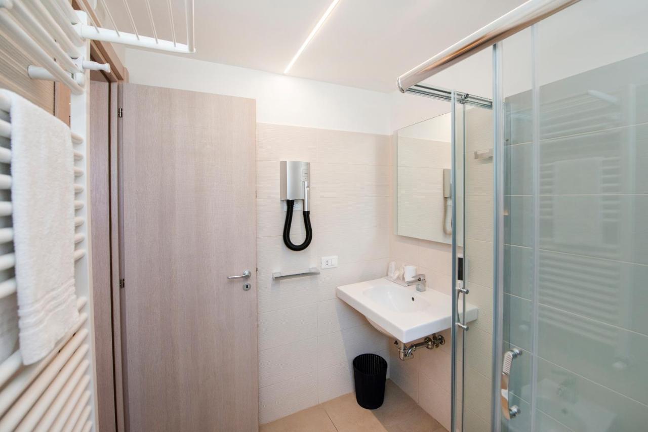 Gu Hotel Tivoli Terme Eksteriør bilde